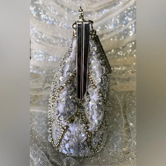 Elegant Silver Beaded Clutch with Crossbody Strap - Picture 7 of 14